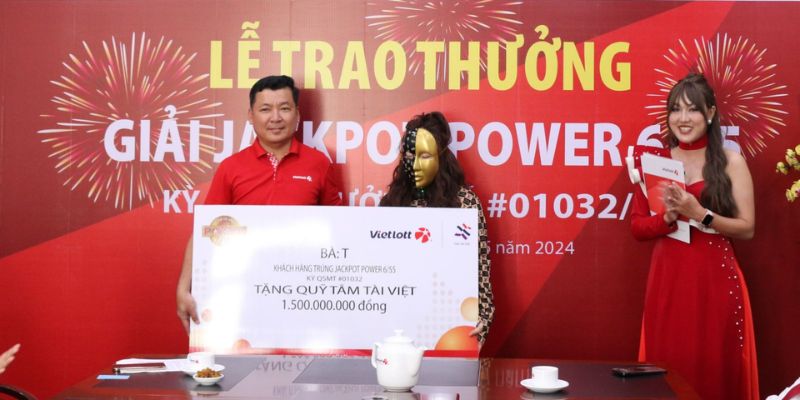 nguoi-choi-dau-tien-trung-ca-jackpot-1-va-jackpot-2-hanh-dong-khi-nhan-giai